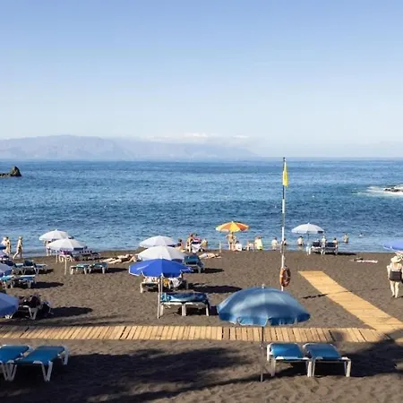 Gigantes,luxury Aircon, Views And Pools Apartamento